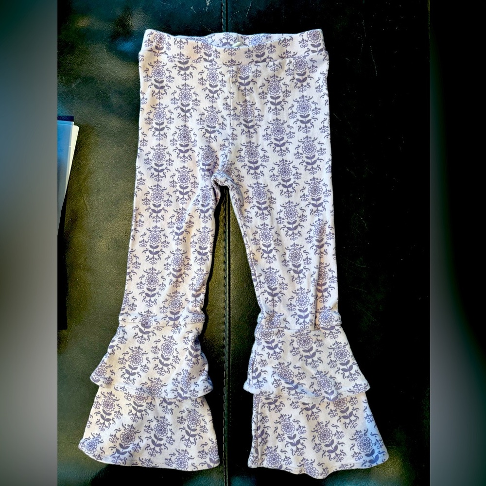 Kate Quinn Bell Bottom floral pants - 4T